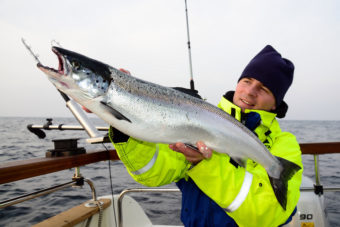 Best Fishing Guides Buoy 10 Oregon